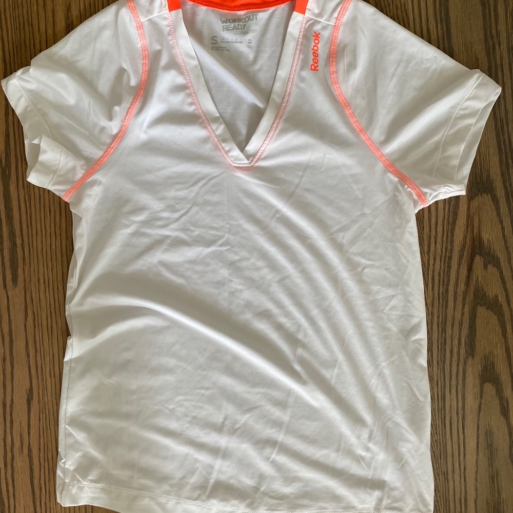Workout tee